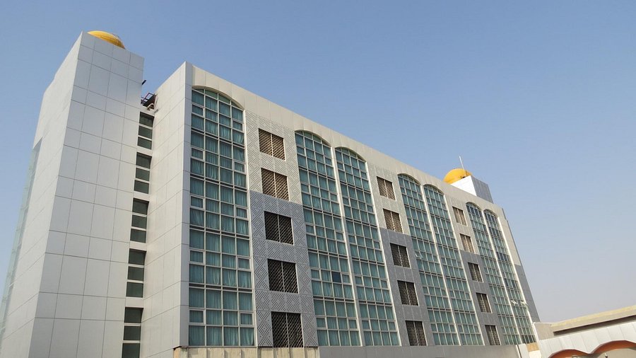 Central Hotel (Now Grand Central Hotel)